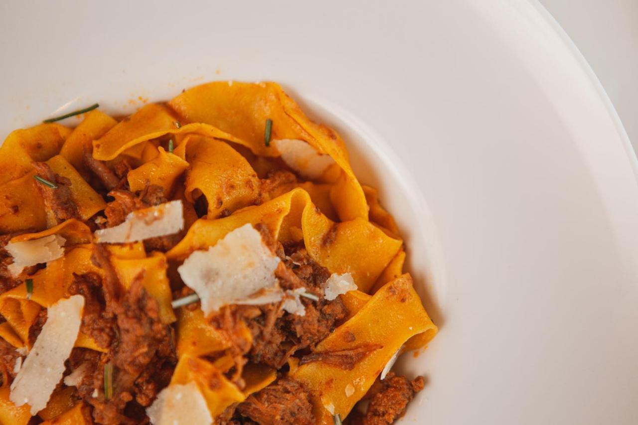 Agriturismo Il Capitolo 카르파네토 피아센티노 외부 사진